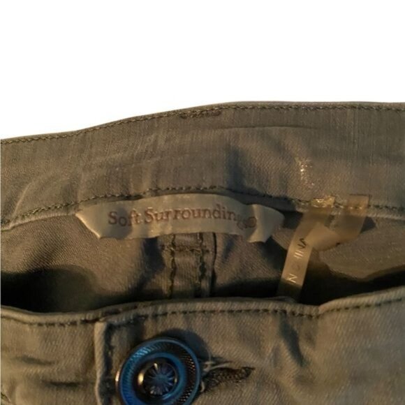 Soft Surroundings Embroidered Flare Leg Jeans Mid Rise Women’s Size 4 - Picture 6 of 8